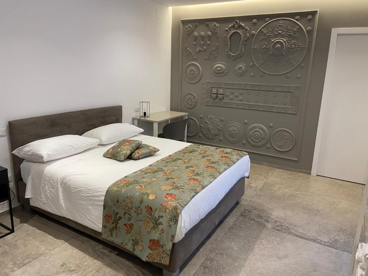Il Cavaliere Bed And Breakfast Caserta Exterior foto