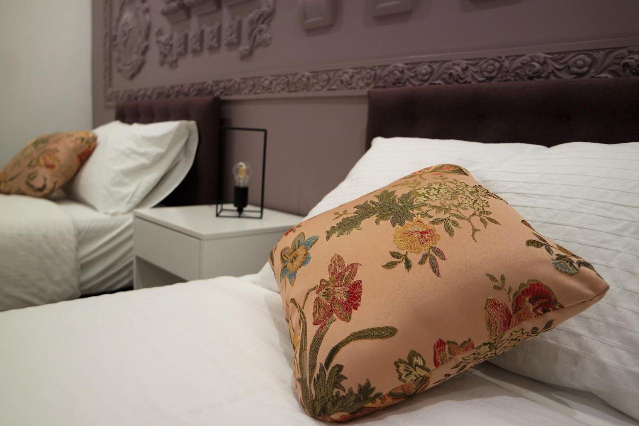 Il Cavaliere Bed And Breakfast Caserta Exterior foto